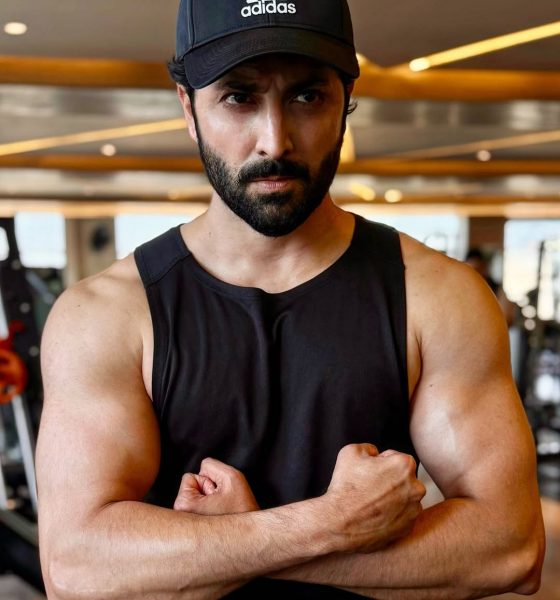 Danish taimoor and his wife